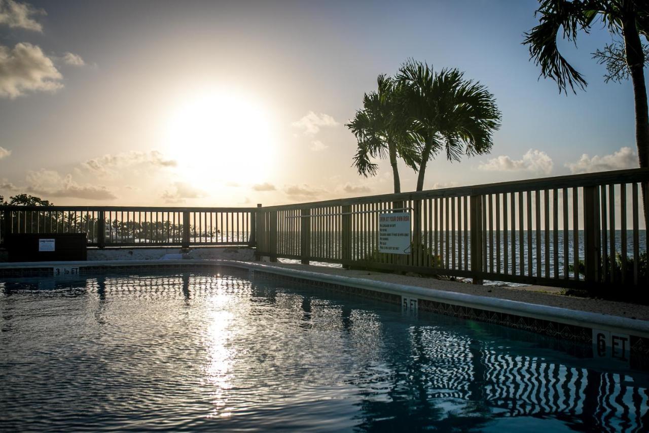 Ragged Edge Resort & Marina Islamorada Esterno foto